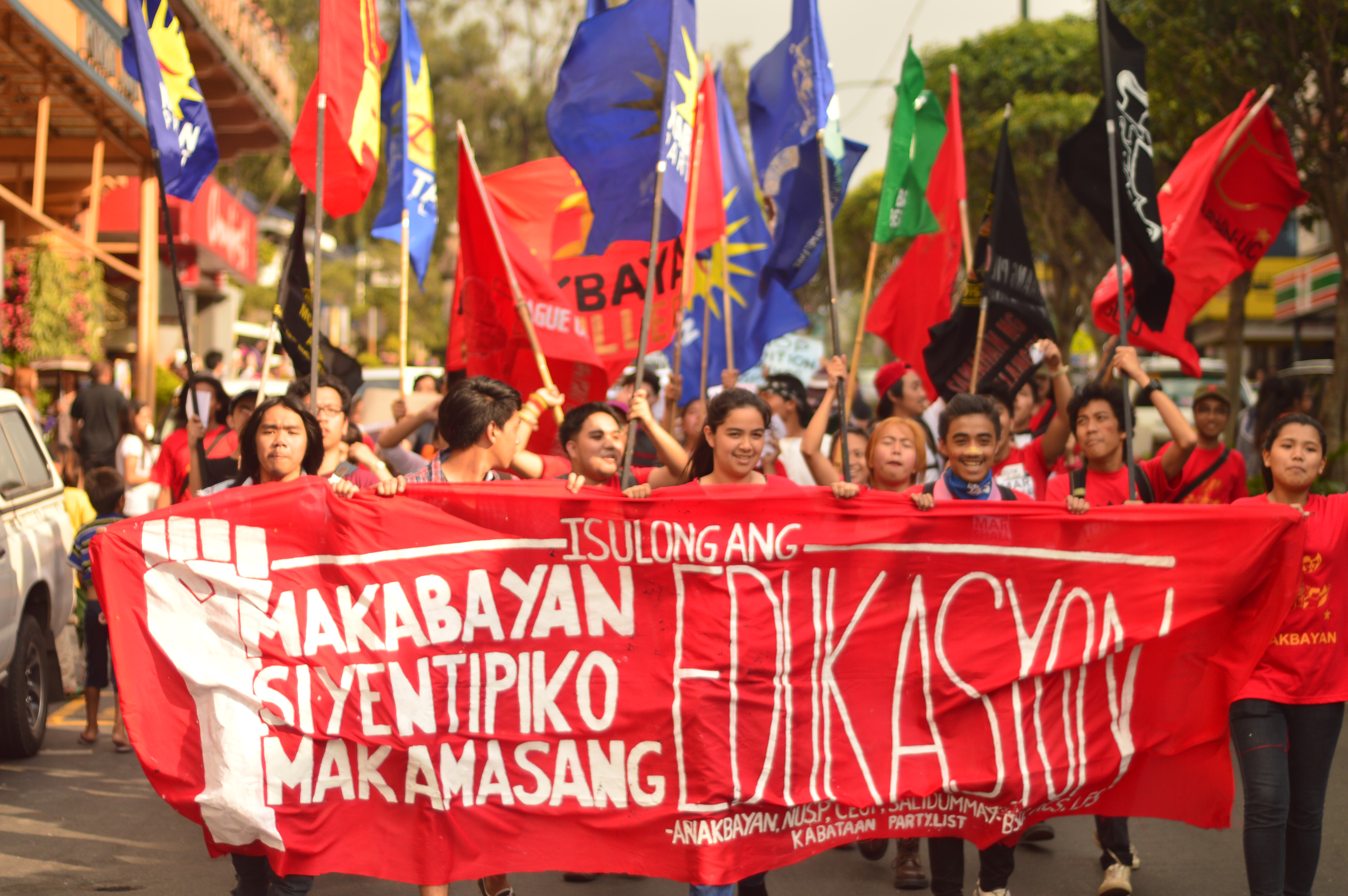 Baguio-Benguet students walk out vs. tuition fee increase | Anakbayan Cordillera